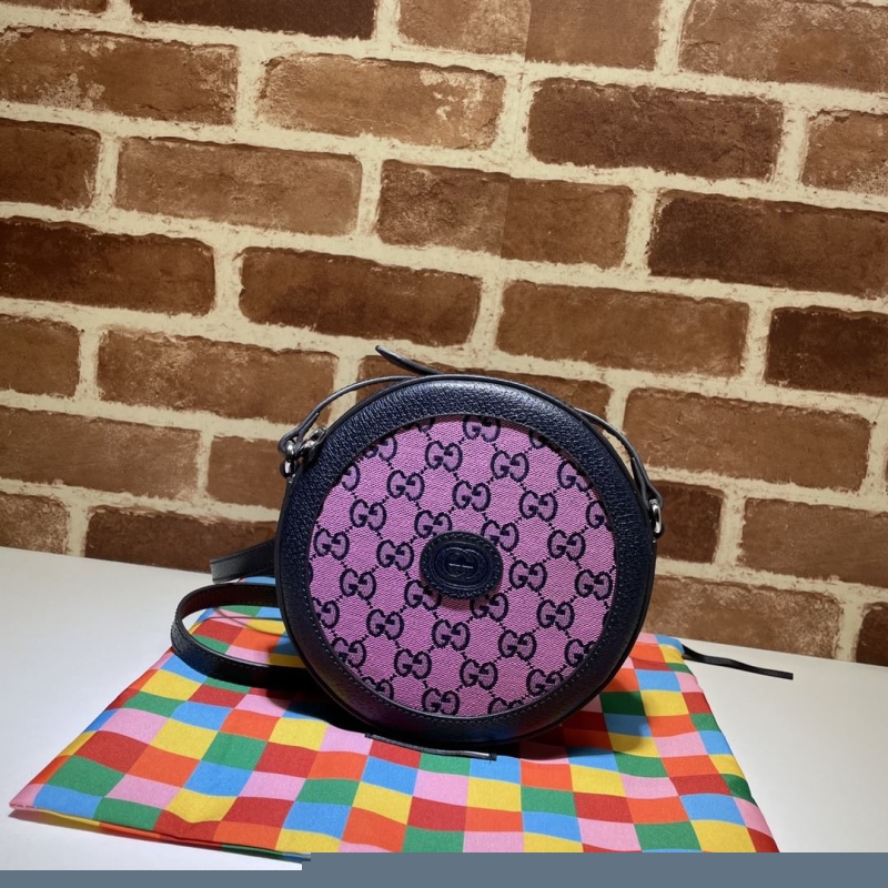 G*u*i round bags